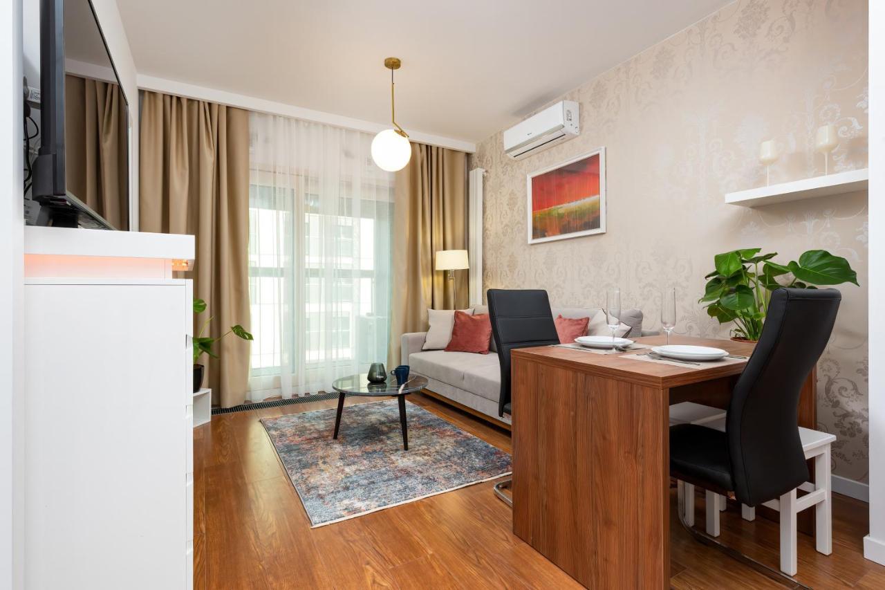 Royal City Center Mennica Residence By Noclegi Renters Warszawa Eksteriør bilde